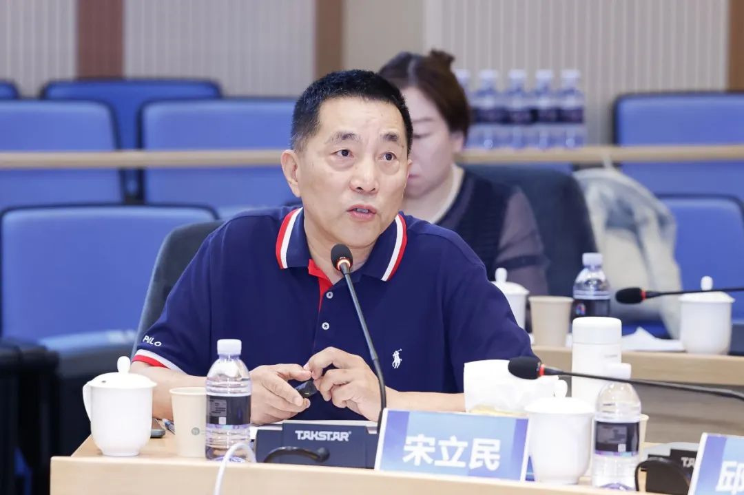 清华大学美术学院环境艺术设计系主任宋立民