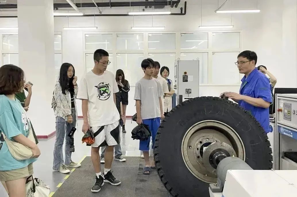 参观双星集团有限责任公司